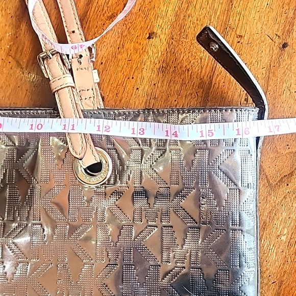 Michael Kors Gun Metal Metallic Jet Set Tote Bag - Picture 15 of 17